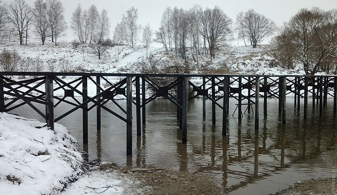 Свайные мосты: надежное решение для преодоления водных преград в Лабинске от 56172 руб